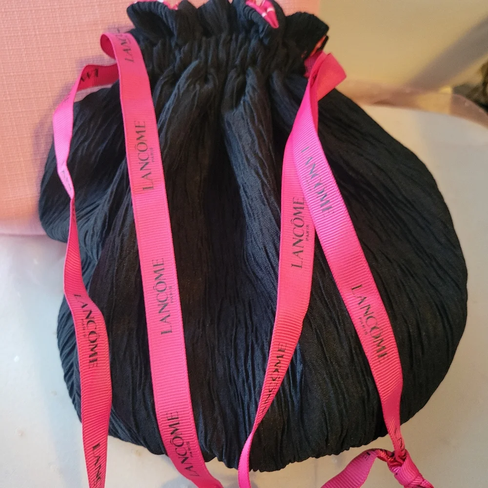 Lancôme Cosmetic Cases Storage Travel Pouches Bags ~ NWOT ~ Organizing ~ Pretty!
